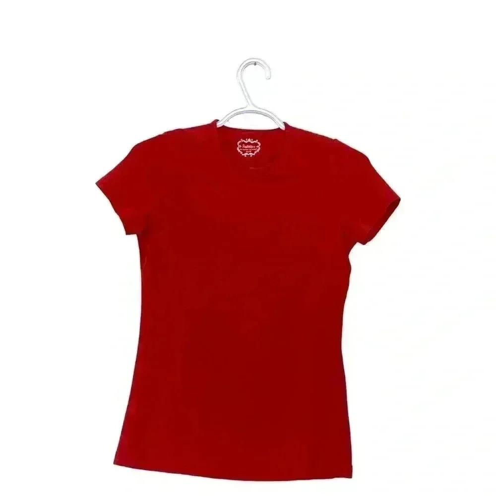 Reitman’s red T-shirt, size XS, EUC
